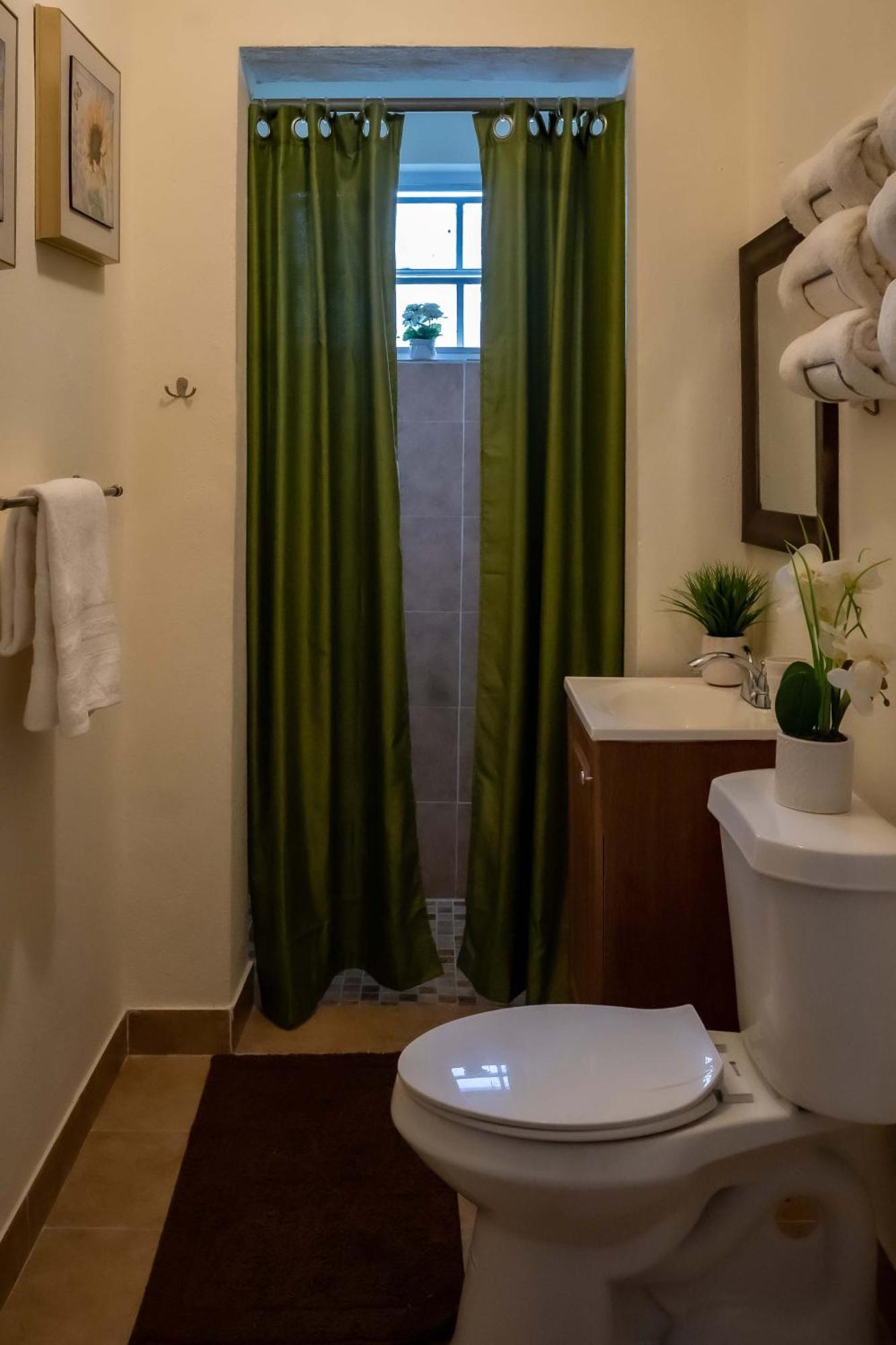 A Taste Of Paradise - Vacation Rentals Close To Us Embassy & Restaurants Nassau Luaran gambar